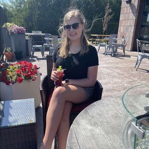 Meet your Posher, Erica